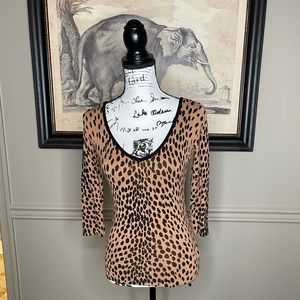 GUESS 3/4 sleeve top